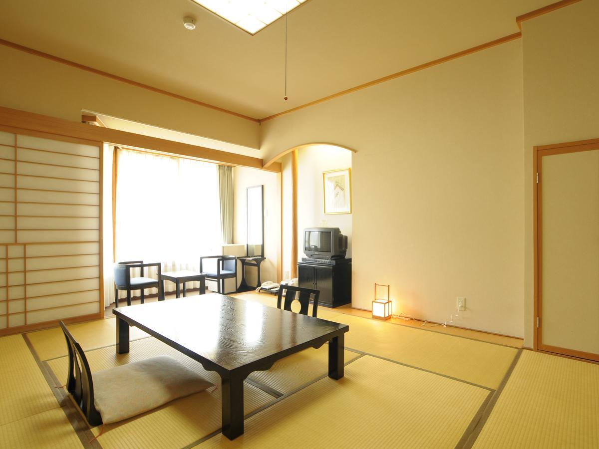 Spa & Resort Hotel Akinomiyasanso Akita Exterior photo